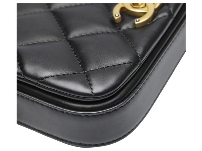 Schultertasche aus schwarzem Lammleder von Chanel - Ansicht 6