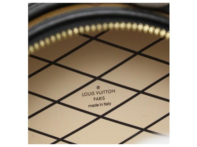 Borsa a Spalla Mini Boite Chapeau Monogram Reverse Louis Vuitton Marrone Monogramma - vista 16