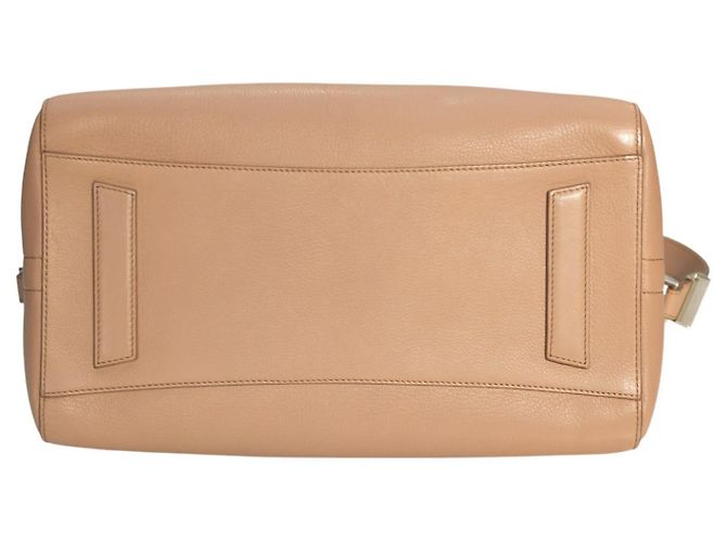 Autre Marque Givenchy Antigona Medium Tasche aus nude-beigem Leder - Ansicht 6