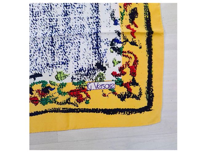 Gianni Versace Seidenschal mit abstraktem Muster Mehrfarben Gelb - Ansicht 3