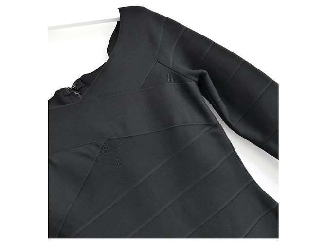 Schwarzes Bandage-Kleid mit Herz-Ausschnitt von Herve Leger - Ansicht 4