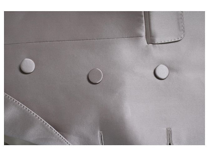 Doppelreihiger Satin-Blazer in Hellrosa von Gucci Pink - Ansicht 5