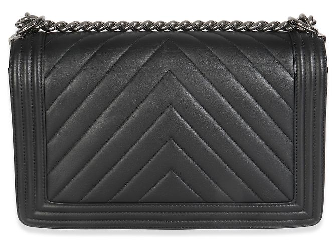 Borsa Boy Nuova Media in Pelle di Vitello Nera Trapuntata a Chevron di Chanel Nero - vista 2