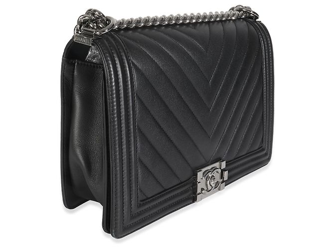 Borsa Boy Nuova Media in Pelle di Vitello Nera Trapuntata a Chevron di Chanel Nero - vista 4