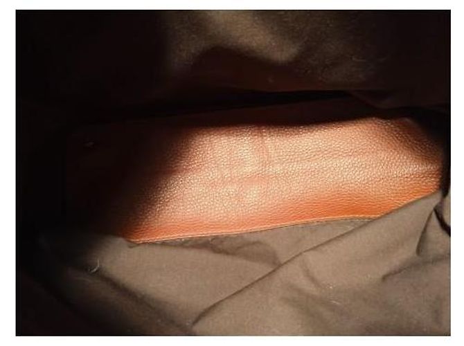 Tod's Handtasche aus Grainleder Camel Kamel - Ansicht 10