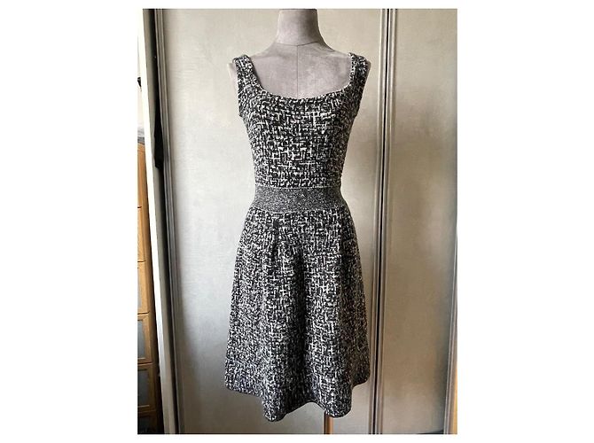 Dior Tweed Kleid und Westen Set Grau - Ansicht 9