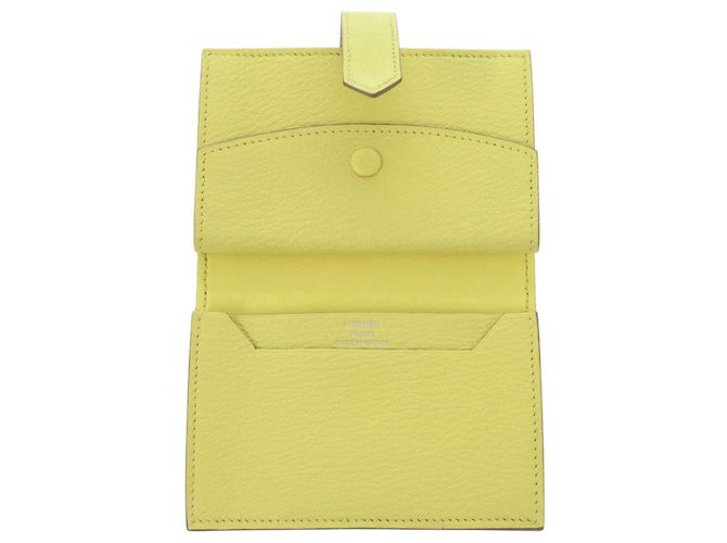 Tarjetero Hermès Bearn en Lima y Amarillo Dorado - vista 4