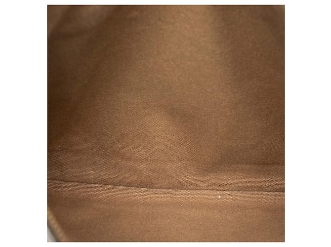 Borsa Messenger Utah Marrone Louis Vuitton Marrone scuro - vista 4