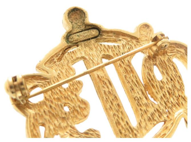 Spilla in metallo dorato Christian Dior Emblem 0637 D'oro - vista 4