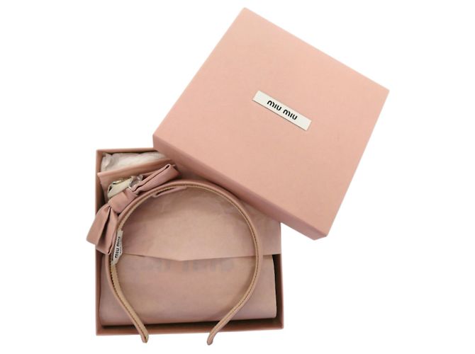 Fascia in satin rosa con gioielli Miu Miu - vista 2