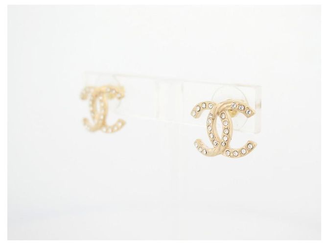 NUOVE ORECCHINI CHANEL LOGO CC STRASS METALLO ORO SCATOLA D'oro - vista 2