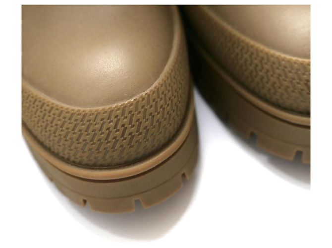 Botas Hermès Fiji Camel Mosaique em Couro Matelassado Camelo - vista 2