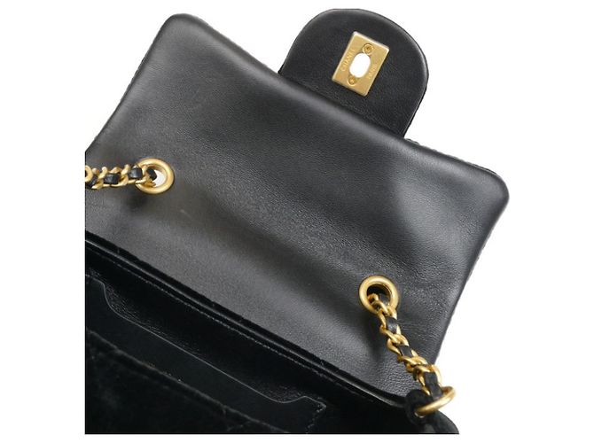 Chanel Mini Bowling Schultertasche aus Samt Schwarz - Ansicht 4
