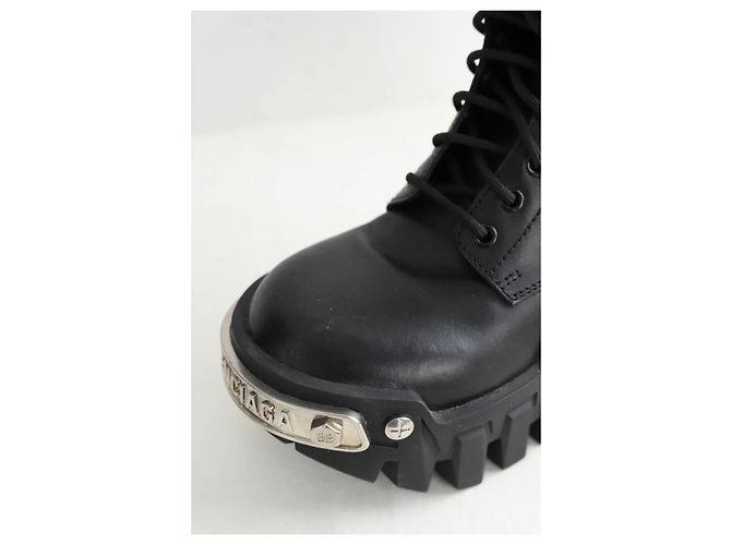 Balenciaga Stivali Bulldozer in pelle nera Nero - vista 5