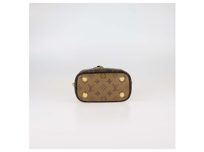 Beauty Case PM Monogram Reverse in Tela Louis Vuitton - vista 5