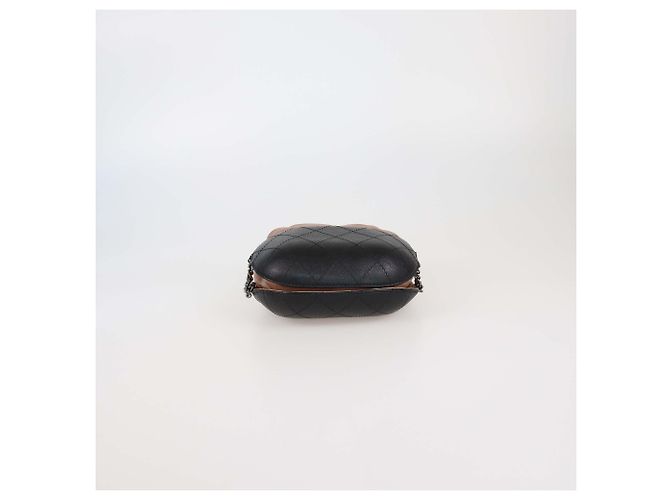 Borsa a secchiello Gabrielle piccola in pelle beige/nera di Chanel Nero - vista 4