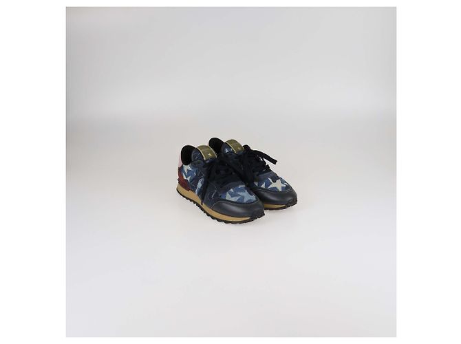 Sneakers Valentino Rockrunner in pelle e denim multicolore con stelle - vista 2
