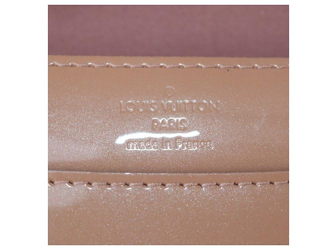 Clutch Louise Vernis Rose Velours Louis Vuitton Rosa - vista 6