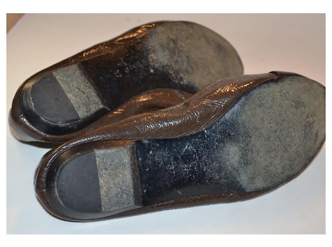 Ballerine Givenchy in pelle e vernice marrone nero - vista 5