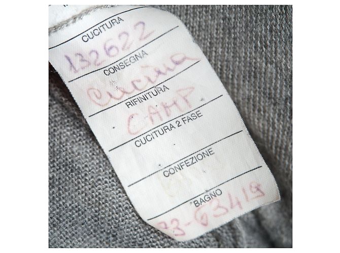 Grau Cashmere V-Ausschnitt Pullover von Brunello Cucinelli - Ansicht 5