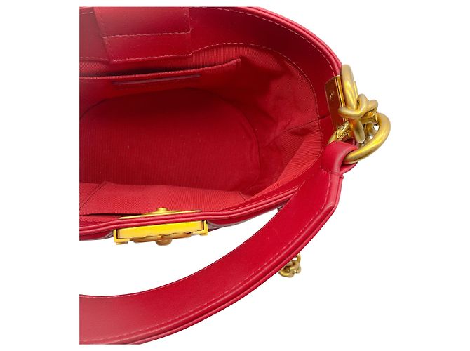 Borsa Bucket Boy in pelle di vitello trapuntata Chanel rossa / hardware dorato Rosso - vista 11