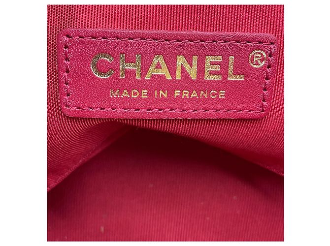 Borsa Bucket Boy in pelle di vitello trapuntata Chanel rossa / hardware dorato Rosso - vista 13