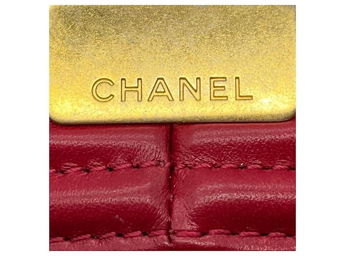 Borsa Bucket Boy in pelle di vitello trapuntata Chanel rossa / hardware dorato Rosso - vista 15