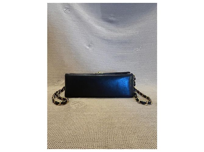 Borsa a mano Chanel Diana in pelle nera Nero - vista 5