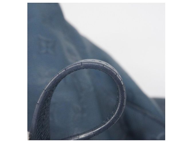 Louis Vuitton Monogram Empreinte Lumineuse PM 2-Way Bag - view 14