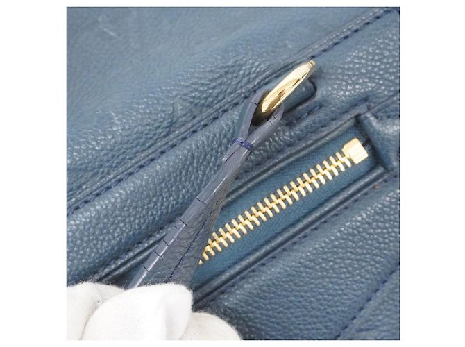 Louis Vuitton Monogram Empreinte Lumineuse PM 2-Way Bag - view 8