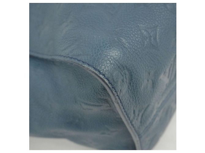 Louis Vuitton Monogram Empreinte Lumineuse PM 2-Way Bag - view 9