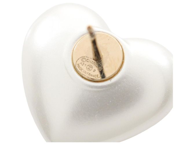 Orecchini a forma di cuore in perle finte e strass dorati Chanel White CC Bianco - vista 5