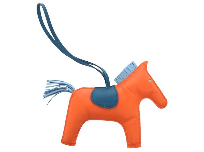 Hermès Rodeo MM Charm in Himmelblau Rot Orange - Ansicht 2