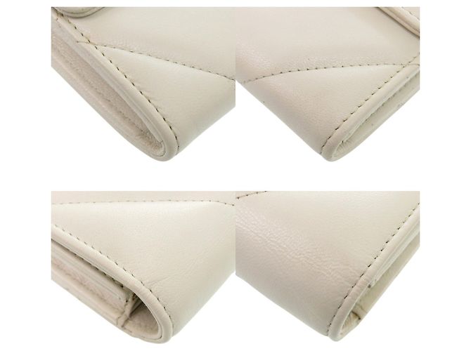Cartera Larga Chanel 19 en Piel de Cordero Blanco - vista 3