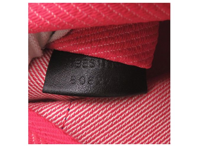 Rote Canvas Clutch von Burberry - Ansicht 7