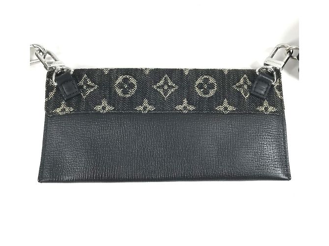 Pochette Trio della Collezione LV Squared di Louis Vuitton M81013 Nero Monogramma - vista 11