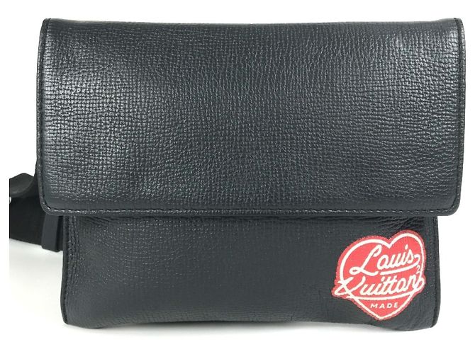 Pochette Trio della Collezione LV Squared di Louis Vuitton M81013 Nero Monogramma - vista 2