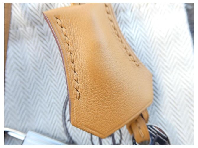 Campanella e lucchetto Hermès nuovi, 2 chiavi e dustbag, borsa Hermès Kelly, Birkin. Marrone - vista 4