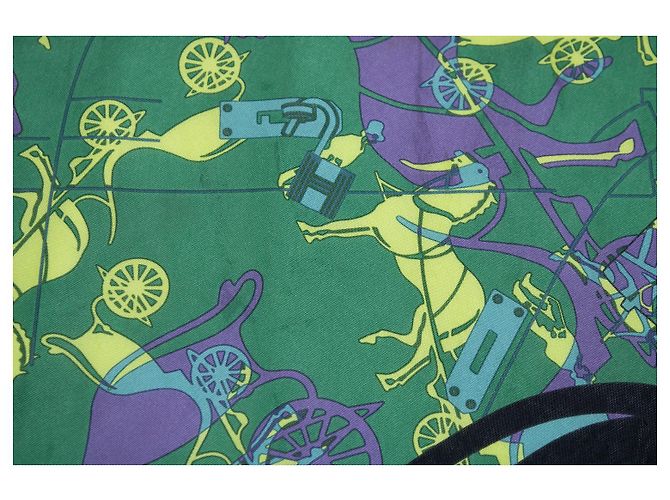 Lenço de seda Kelly da Hermès com estampa de carroça em roxo Verde Amarelo - vista 6