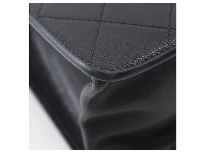 Chanel Matelassé Große Tote Tasche Schwarz - Ansicht 4