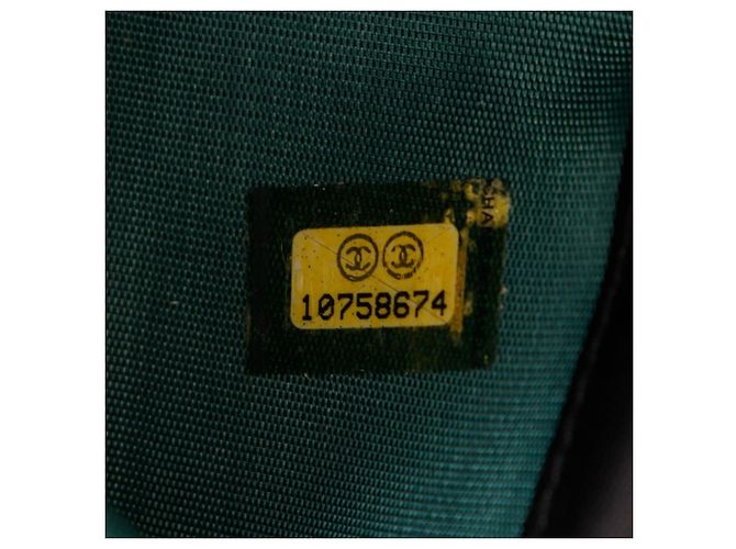 Cartera larga Matelassé Chanel en piel de cordero negro - vista 20