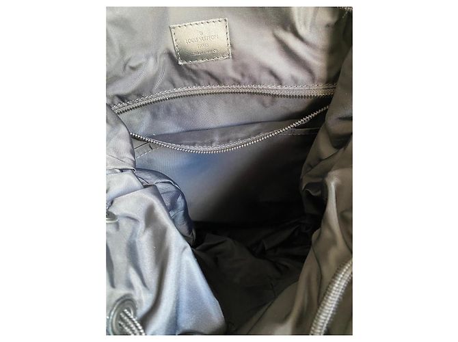Louis Vuitton Sacs Kaki - vue 13