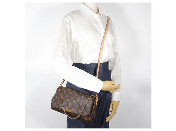 Borsa a Spalla Monogram Favorite PM di Louis Vuitton Marrone - vista 14