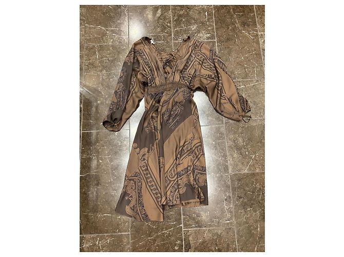 Vestido de seda Hermès FR 38 Castaño - vista 8