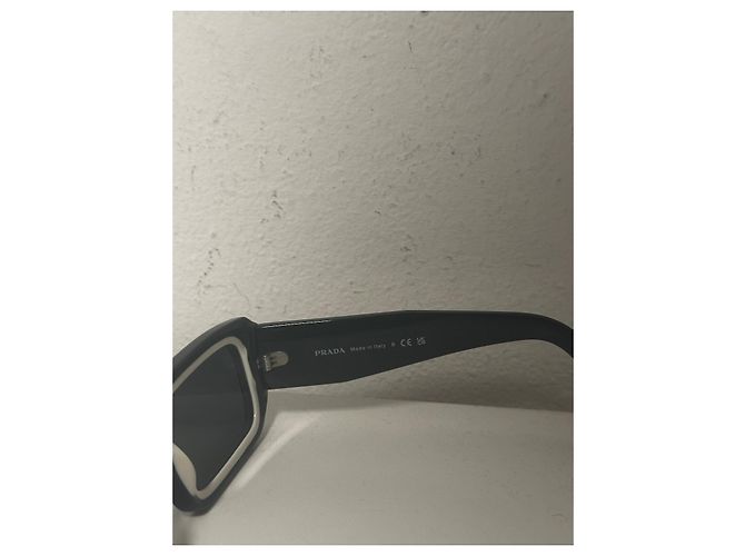Lunettes de soleil Prada Symbole - vue 4