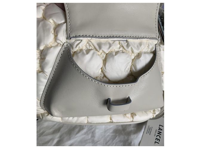 Borsa a secchiello Lancel First Flirt Crema Pelle - vista 10