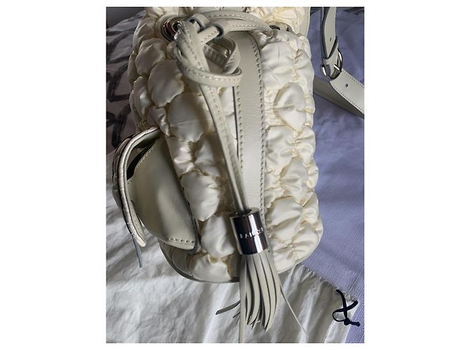 Borsa a secchiello Lancel First Flirt Crema Pelle - vista 7