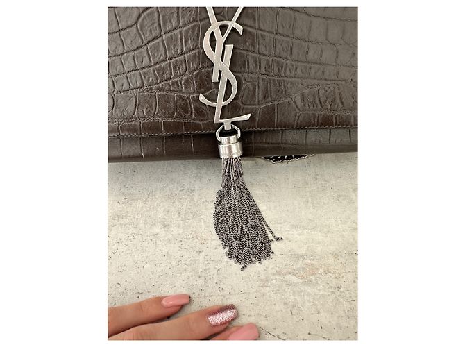 Pompom Kate Borsa Saint Laurent Pompom Pelle Effetto Coccodrillo Marrone Scuro - vista 16
