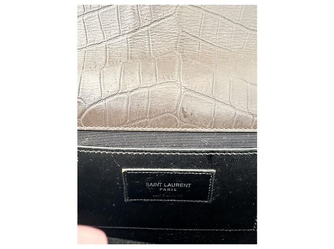 Pompom Kate Borsa Saint Laurent Pompom Pelle Effetto Coccodrillo Marrone Scuro - vista 9