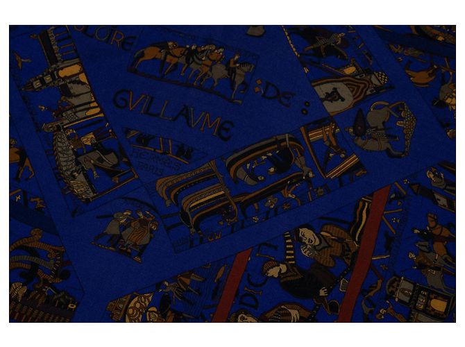 Hermès, La Gloria di gvillavme sciarpa in cashmere blu - vista 7